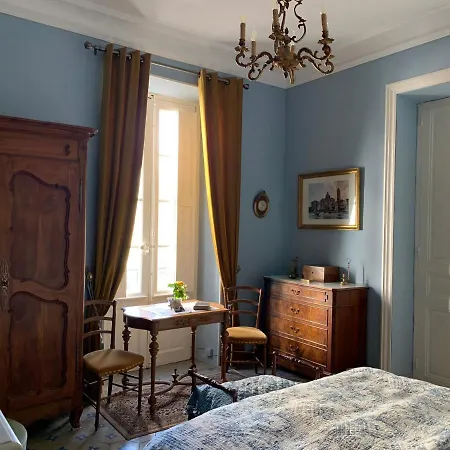 La Maison Du Magistrat Bed & Breakfast *